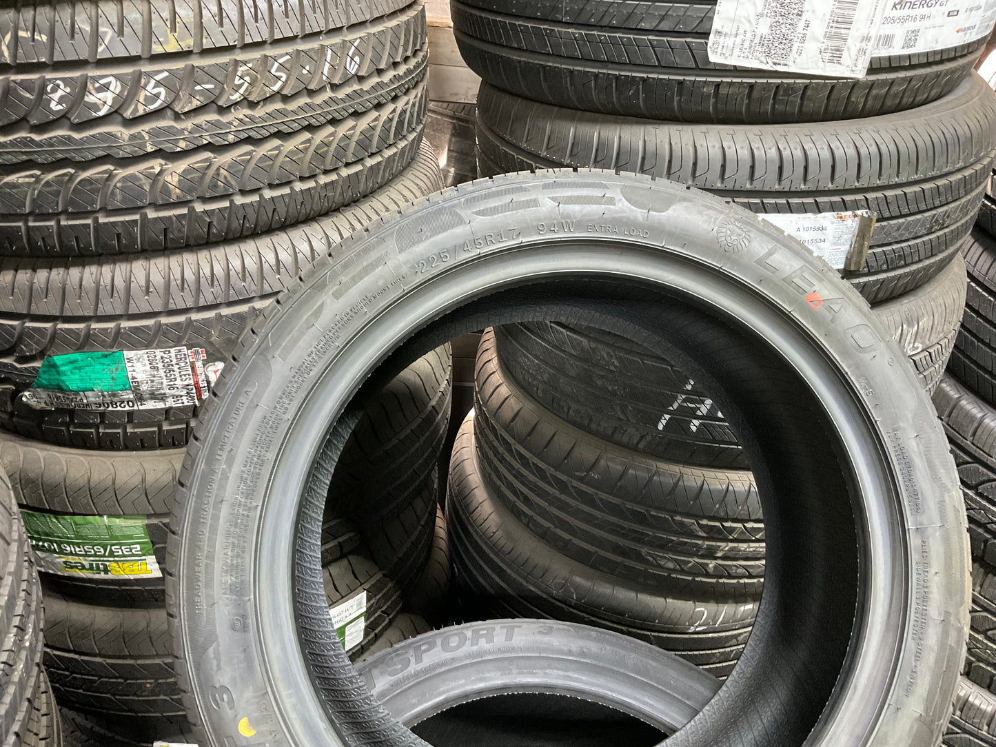 225/45r17 Leao LION SPORT 3 All Season 94W XL