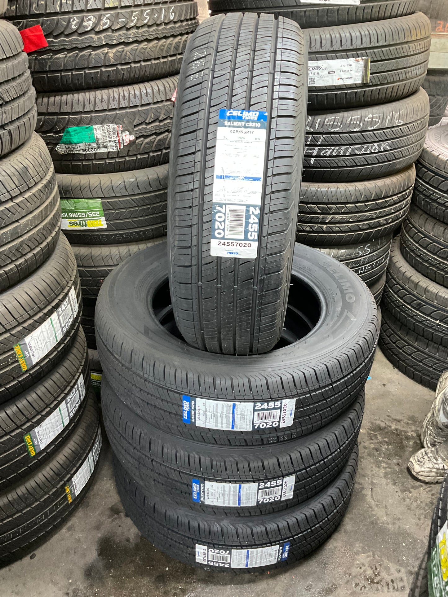 225/65/17 Celimo SalientCS210 102H m+s