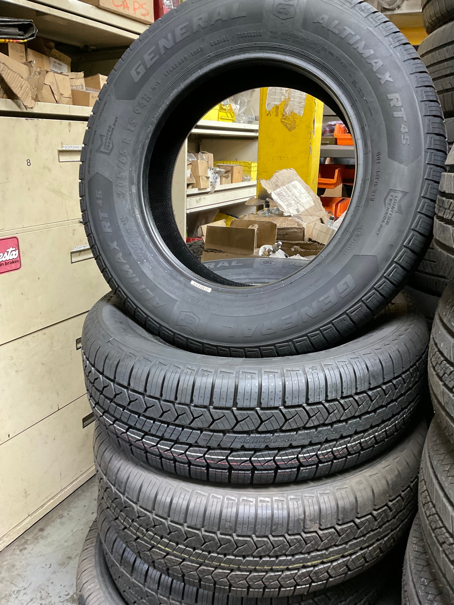205/65/15 general altimax rt45 94h