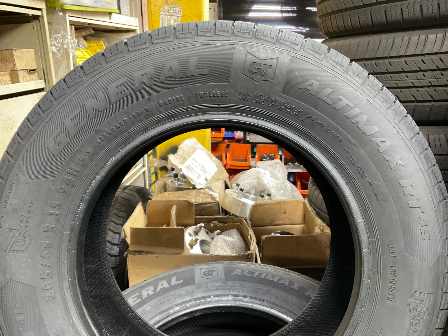 205/65/15 general altimax rt45 94h