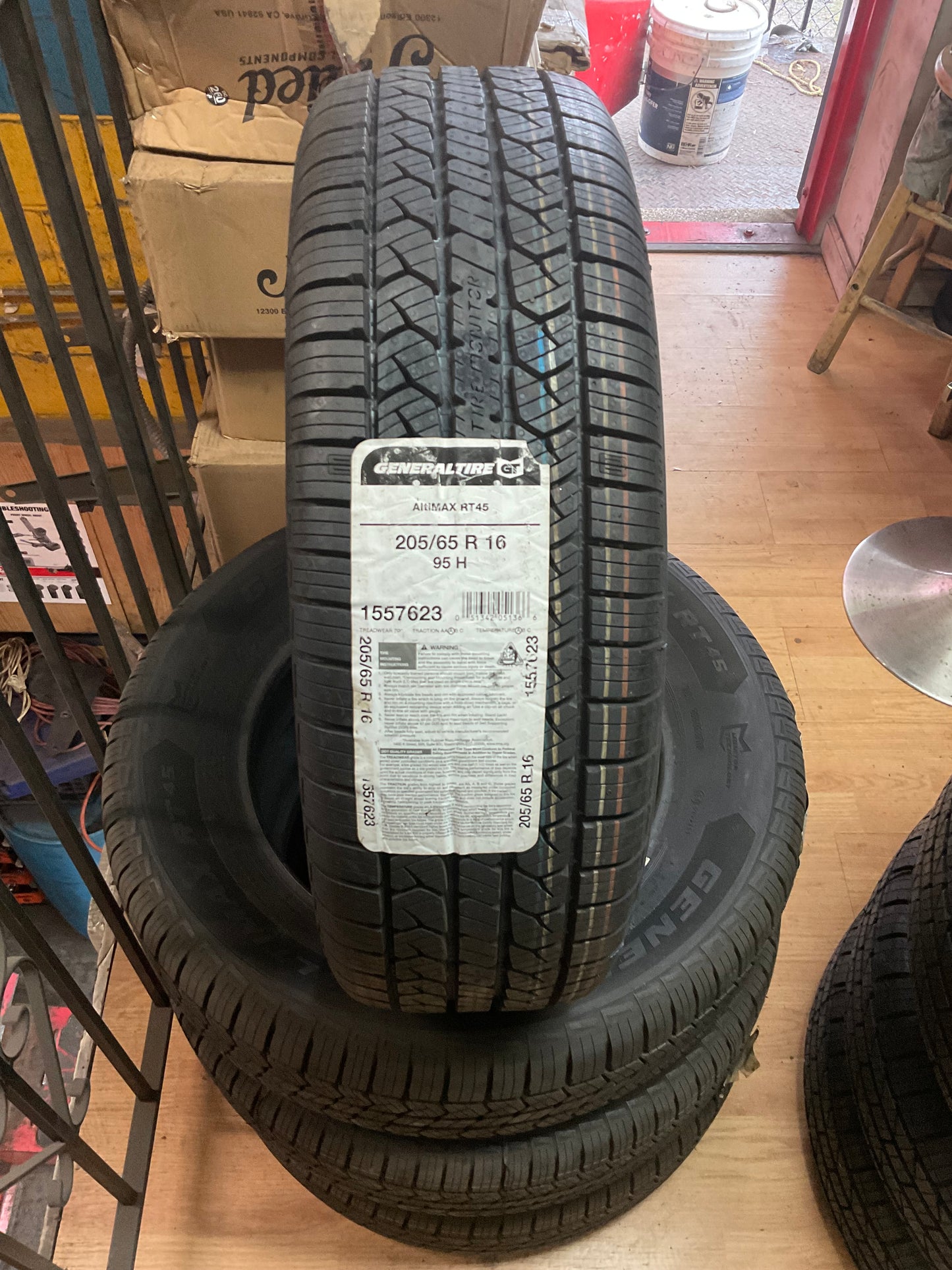 205/65r16 General Tire Altimax rt45 95h