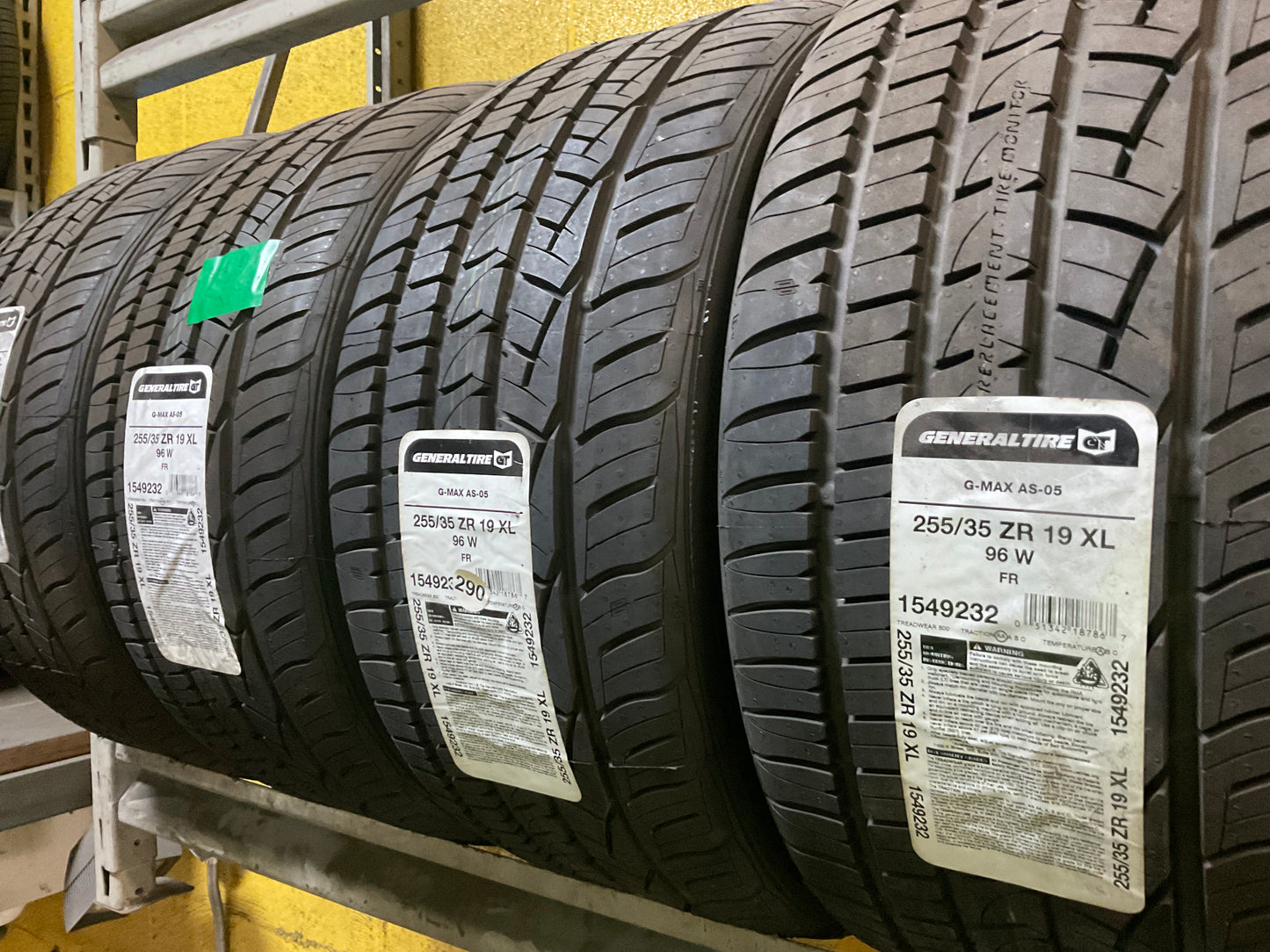 General G-Max AS-07 All Season 255/35ZR19 96W