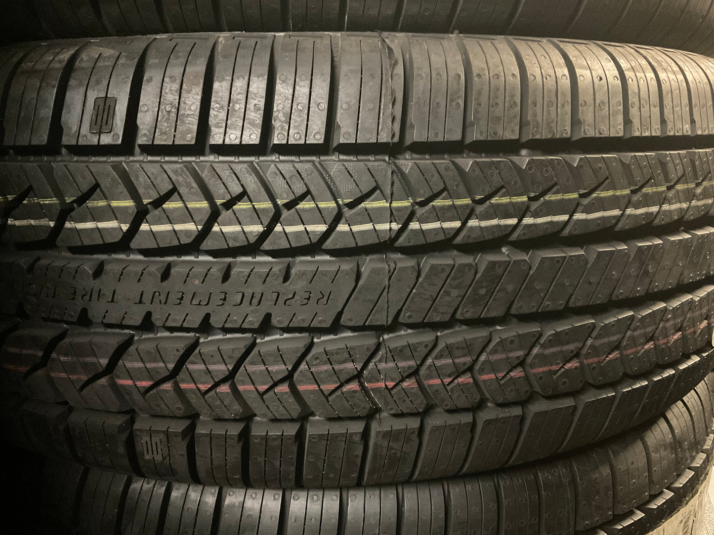 215/60R16 95H General Altimax RT45