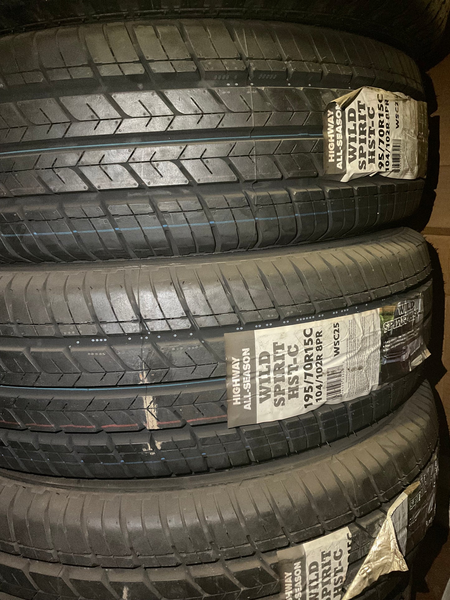 195/70R15 Wild Spirit HST-C