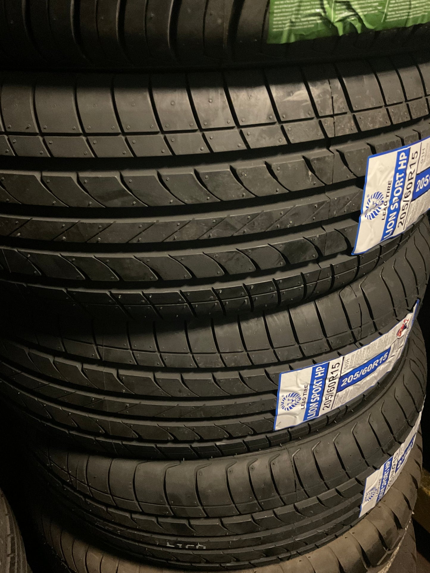 205/60R15 91H Leao Lion Sport HP