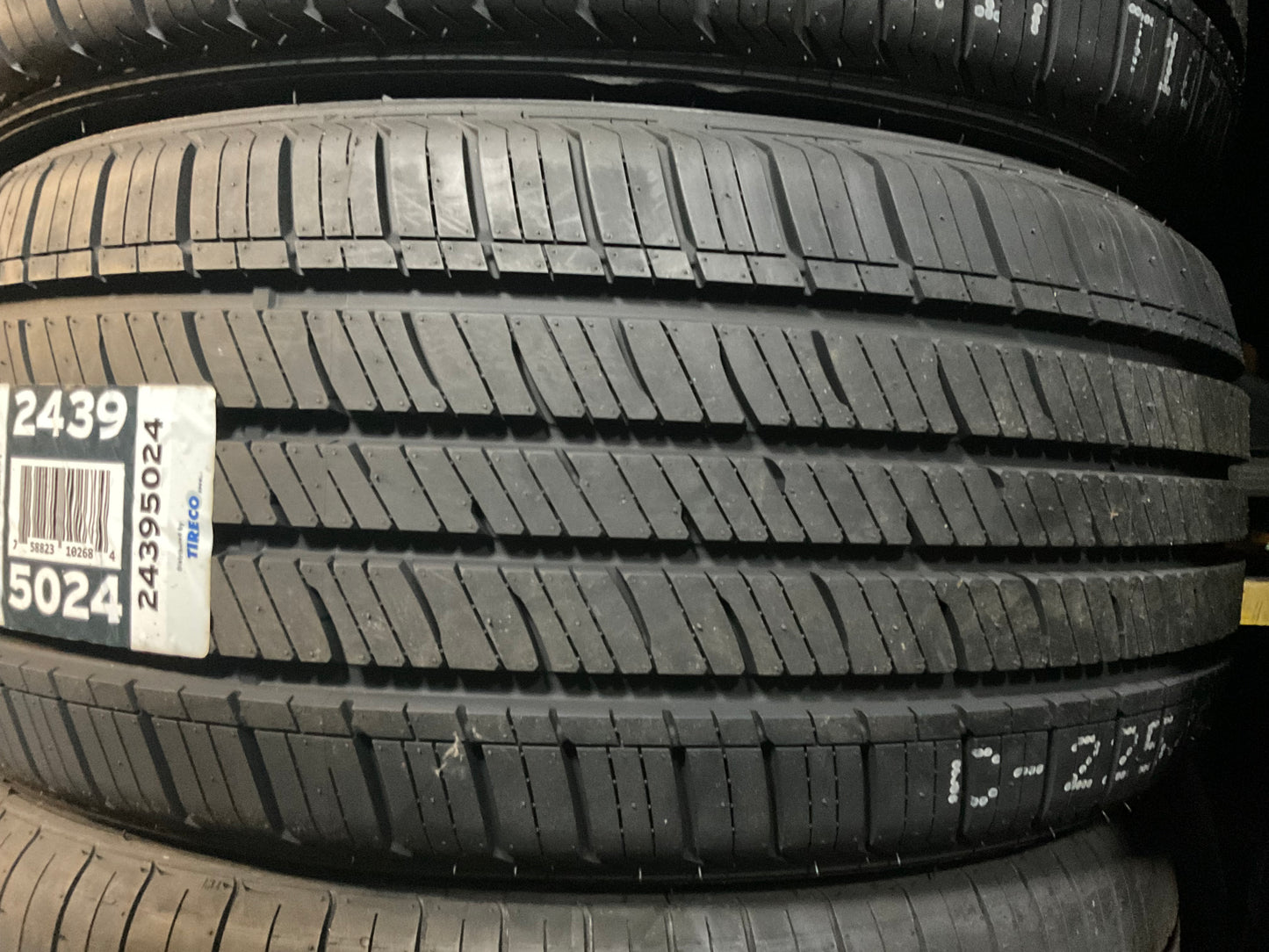 225/50R17 98V XL Celimo Salient CS210