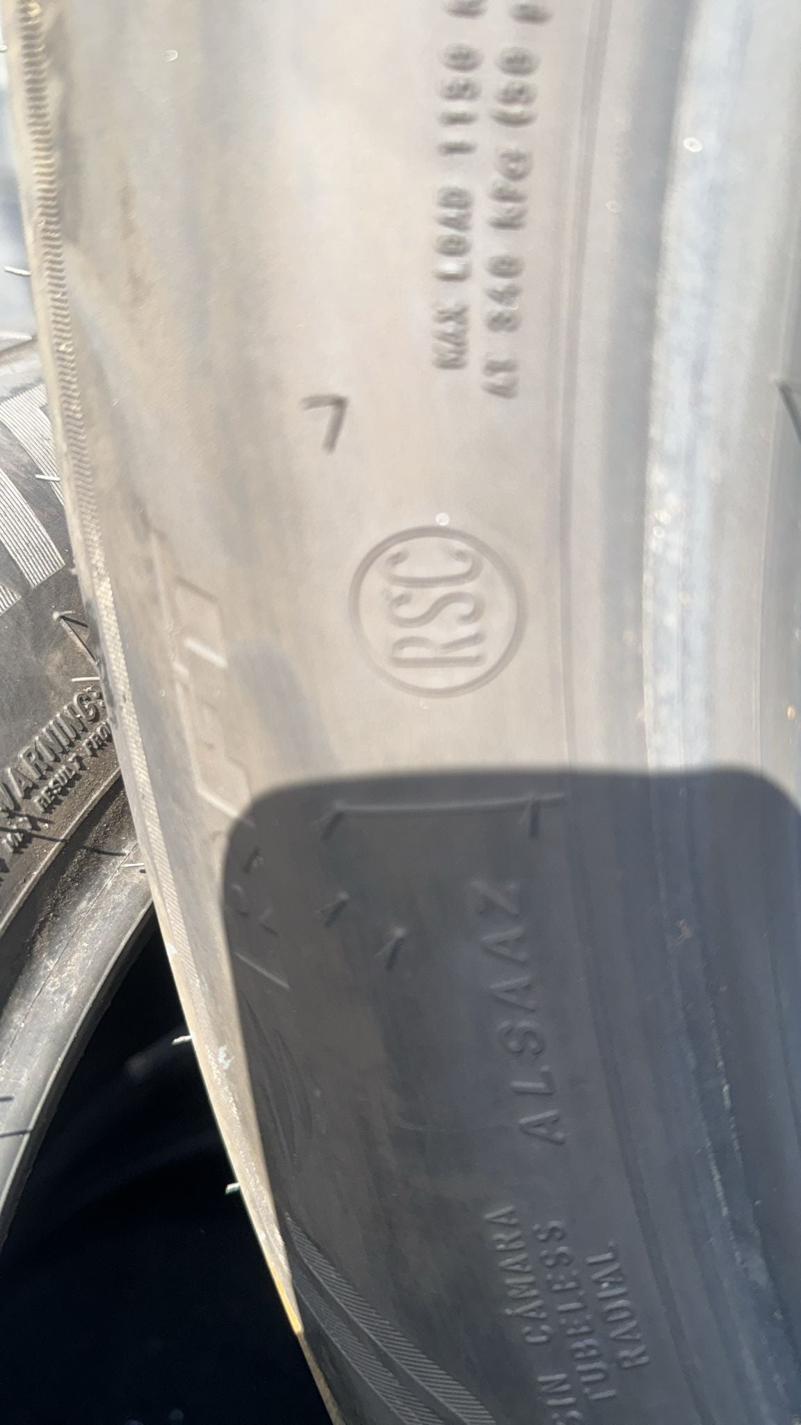 285/45R21 113H | High-Performance Continental Tires - SET OF 4 - USED