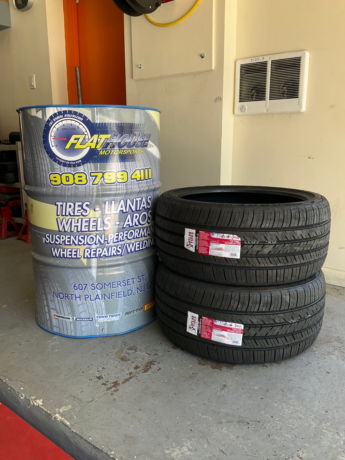 265/35R20 99Y XL ATLAS TIRES FORCE UHP