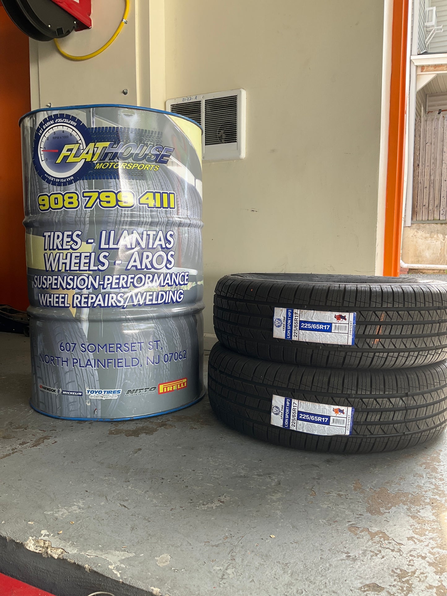 Leao Lion Sport HP3 225/65R17 102H A/S Performance Tire