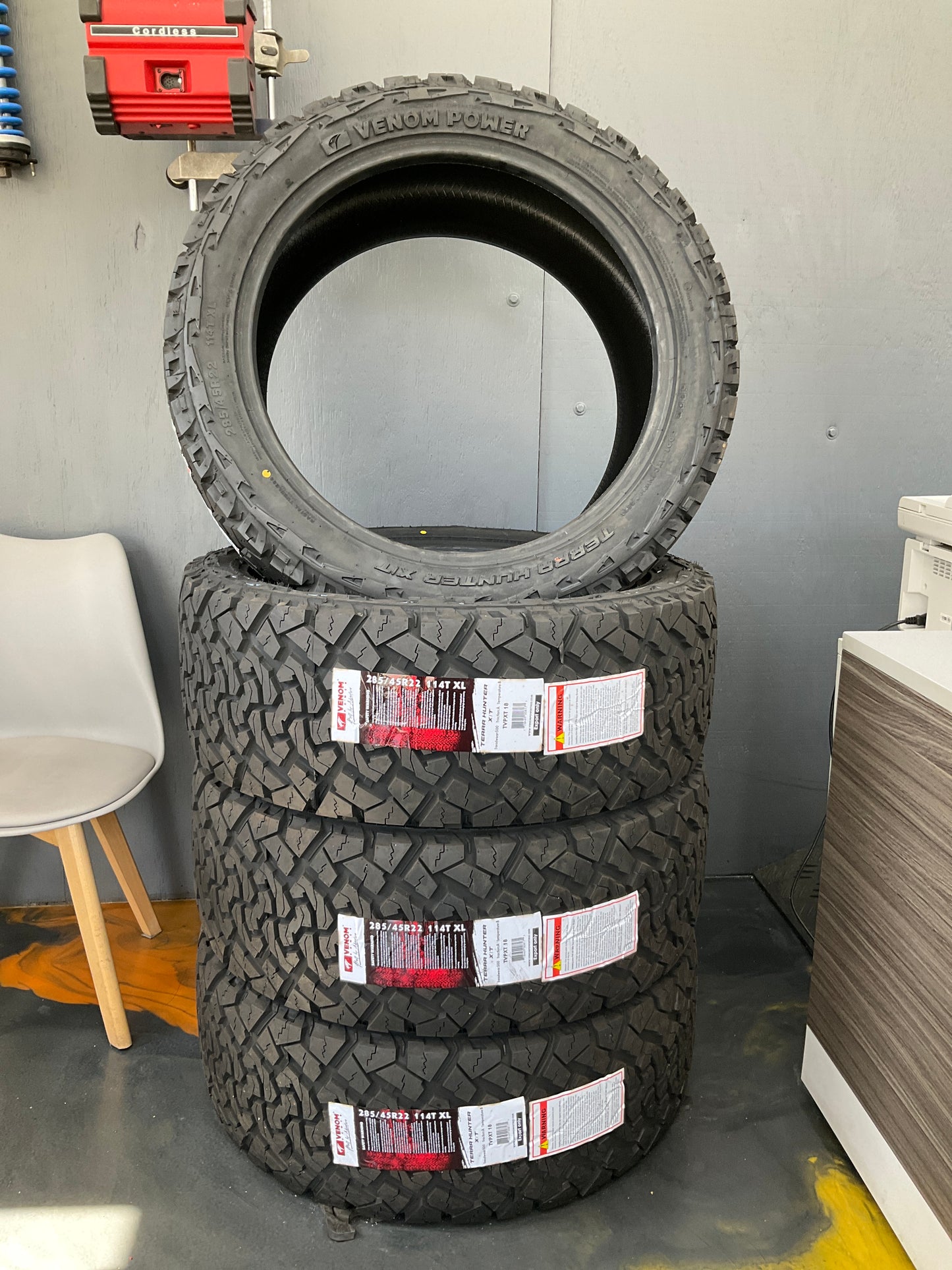 Special Offer ⚠️⚠️⚠️ : Venom Power Terra Hunter X/T 285/45R22 114T XL