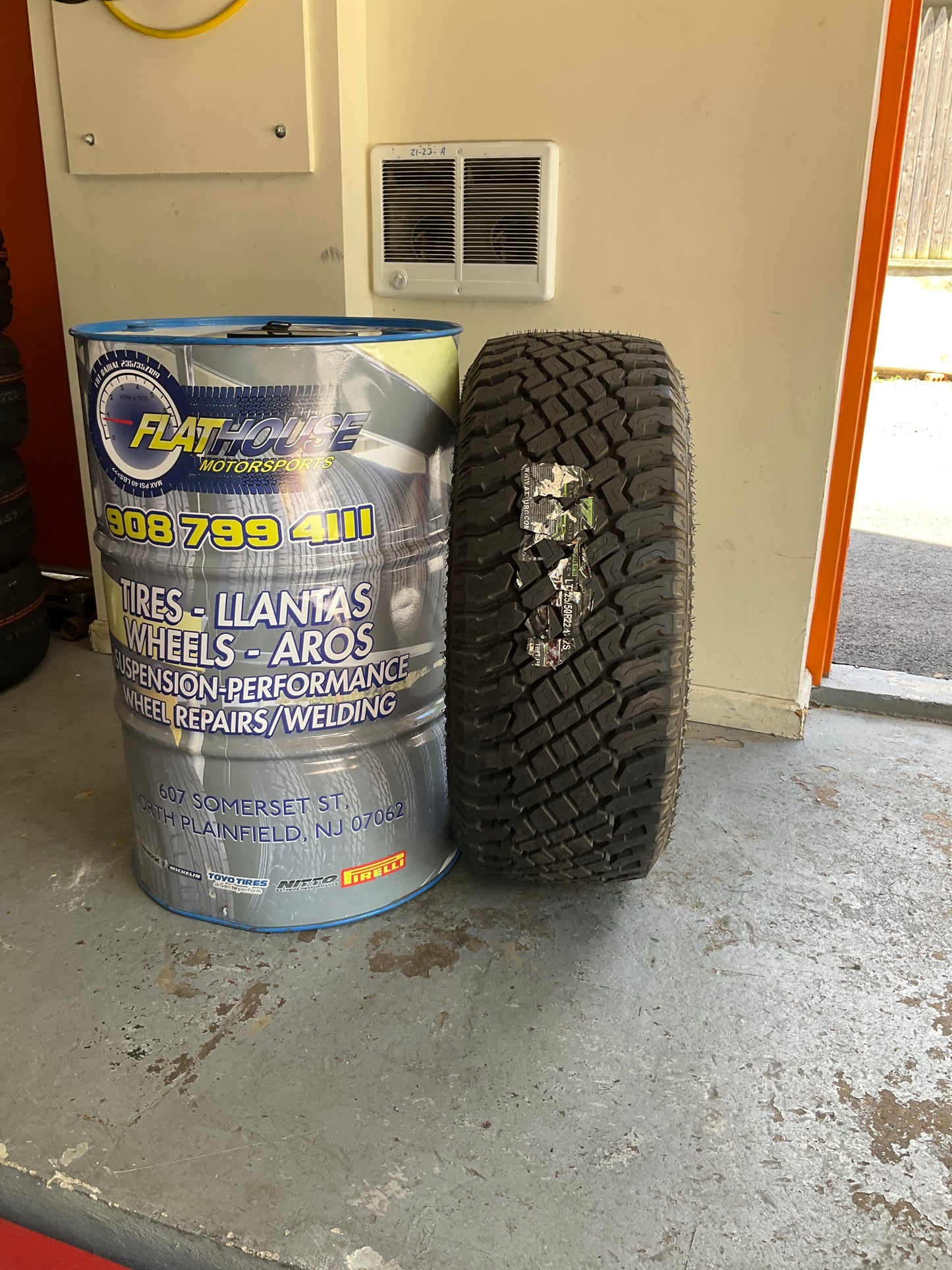Atturo Trail Blade X/T Rugged Terrain LT325/50R22 122S E Light Truck Tire