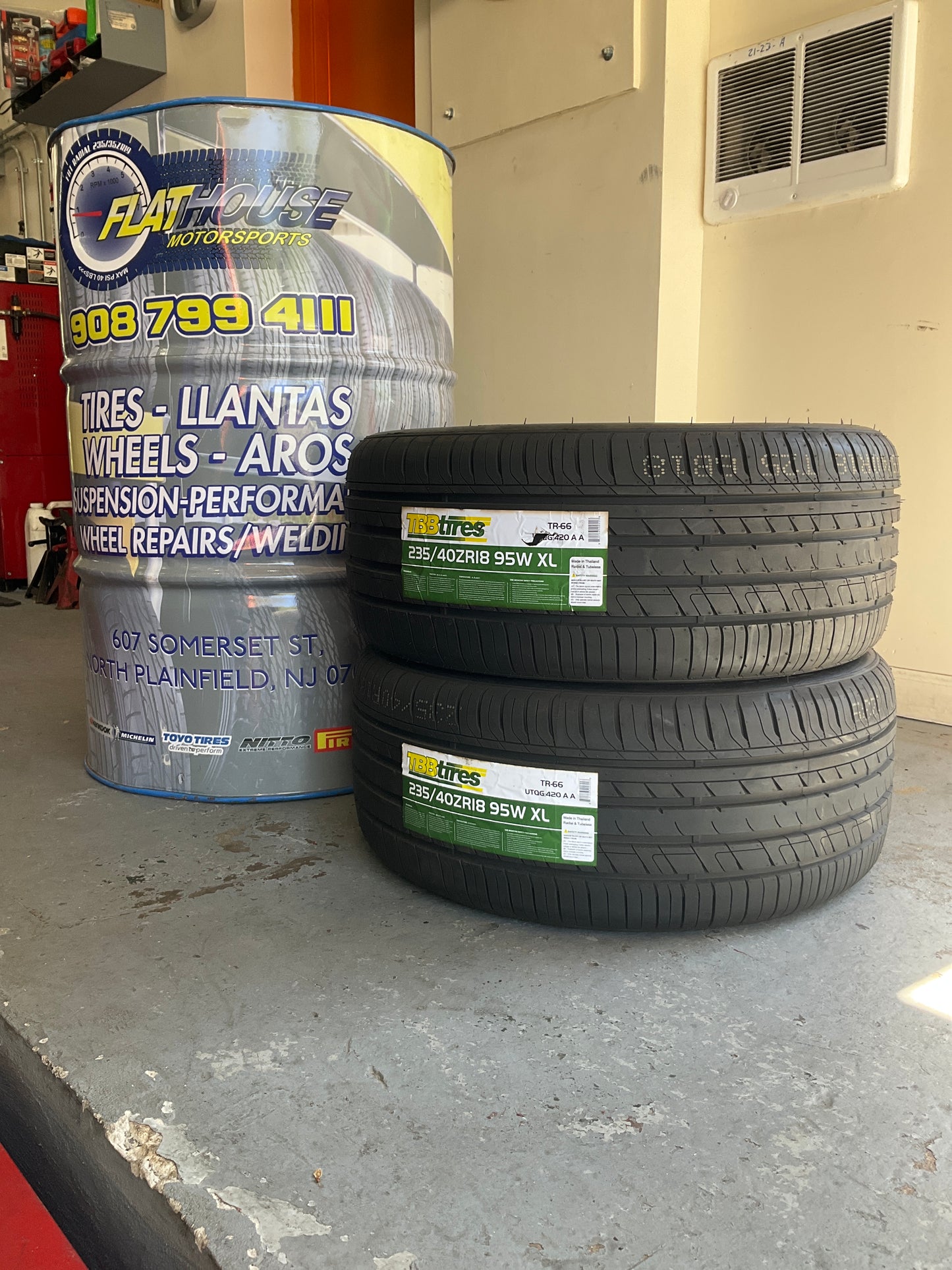 235/40ZR18 95W XL TBB TR66