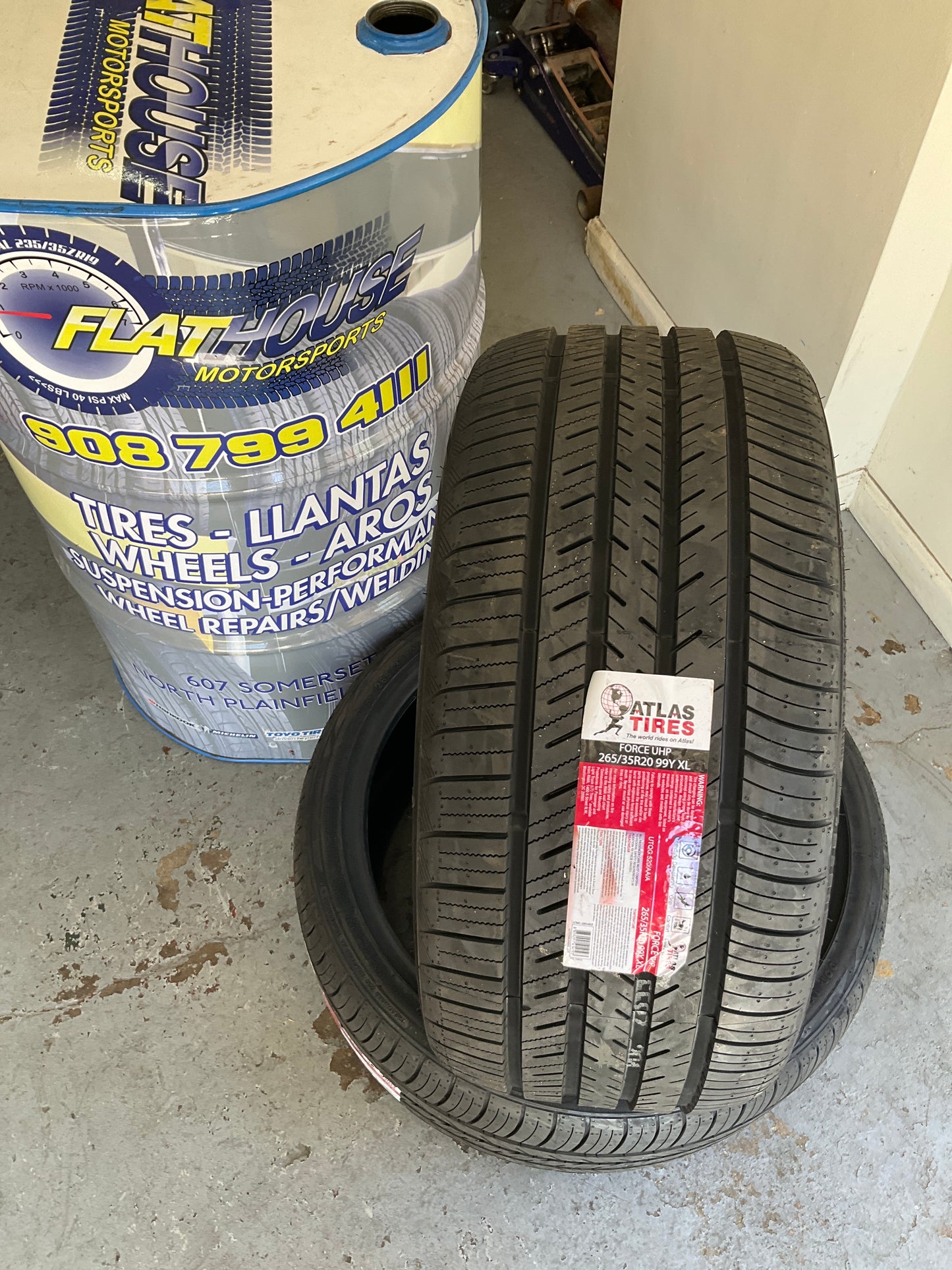 265/35R20 99Y XL ATLAS TIRES FORCE UHP