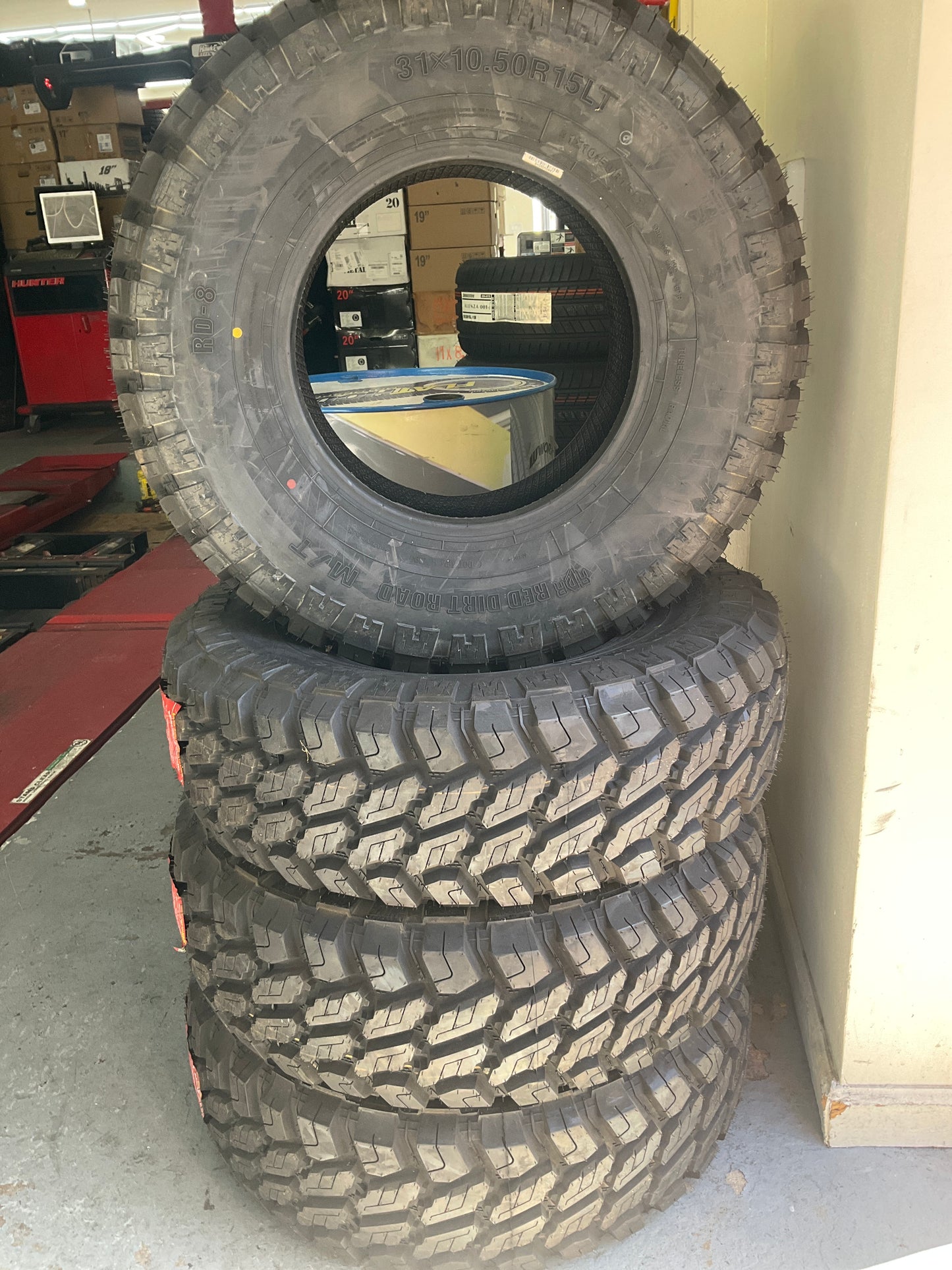Tire Red Dirt Road RD-8 M/T LT 31X10.50R15 Load C 6 Ply MT Mud
