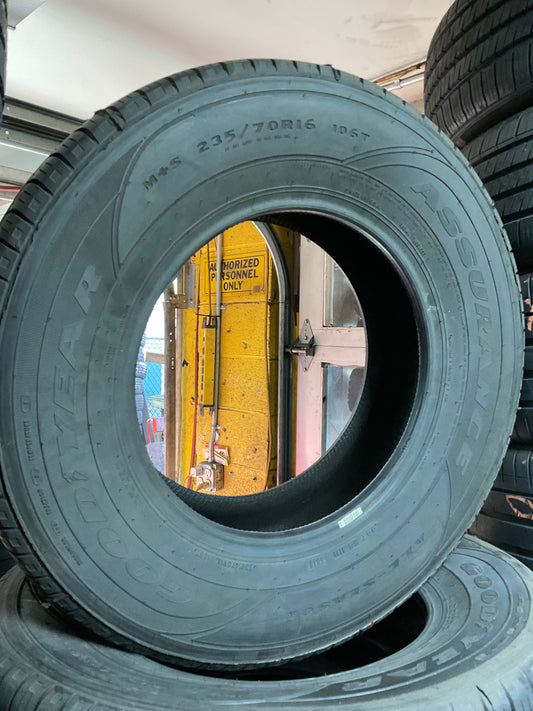 235/70/16 Goodyear Assurance 106T M+S. All-season