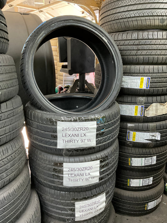 245/30R20   Lexani LX-Twenty 97w BSW   XL