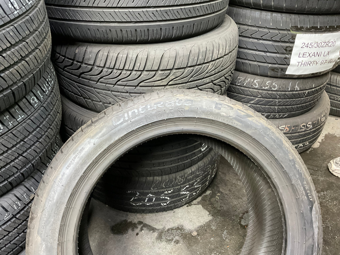 225/45/17 Pirelli Cinturato P7 Run flat 91v