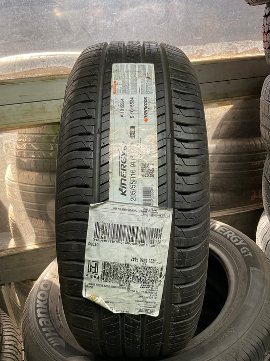 205/55/16 hankook kinergy GT 91h