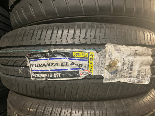 225/65R16 99T Bridgestone Turanza EL400
