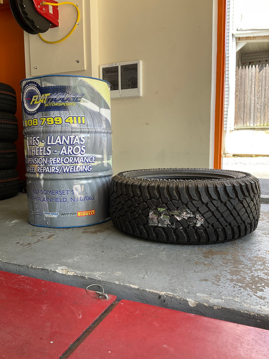 Atturo Trail Blade X/T Rugged Terrain LT325/50R22 122S E Light Truck Tire