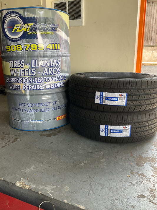 Leao Lion Sport HP3 All Season P235/65R17 104H Passenger Tire
