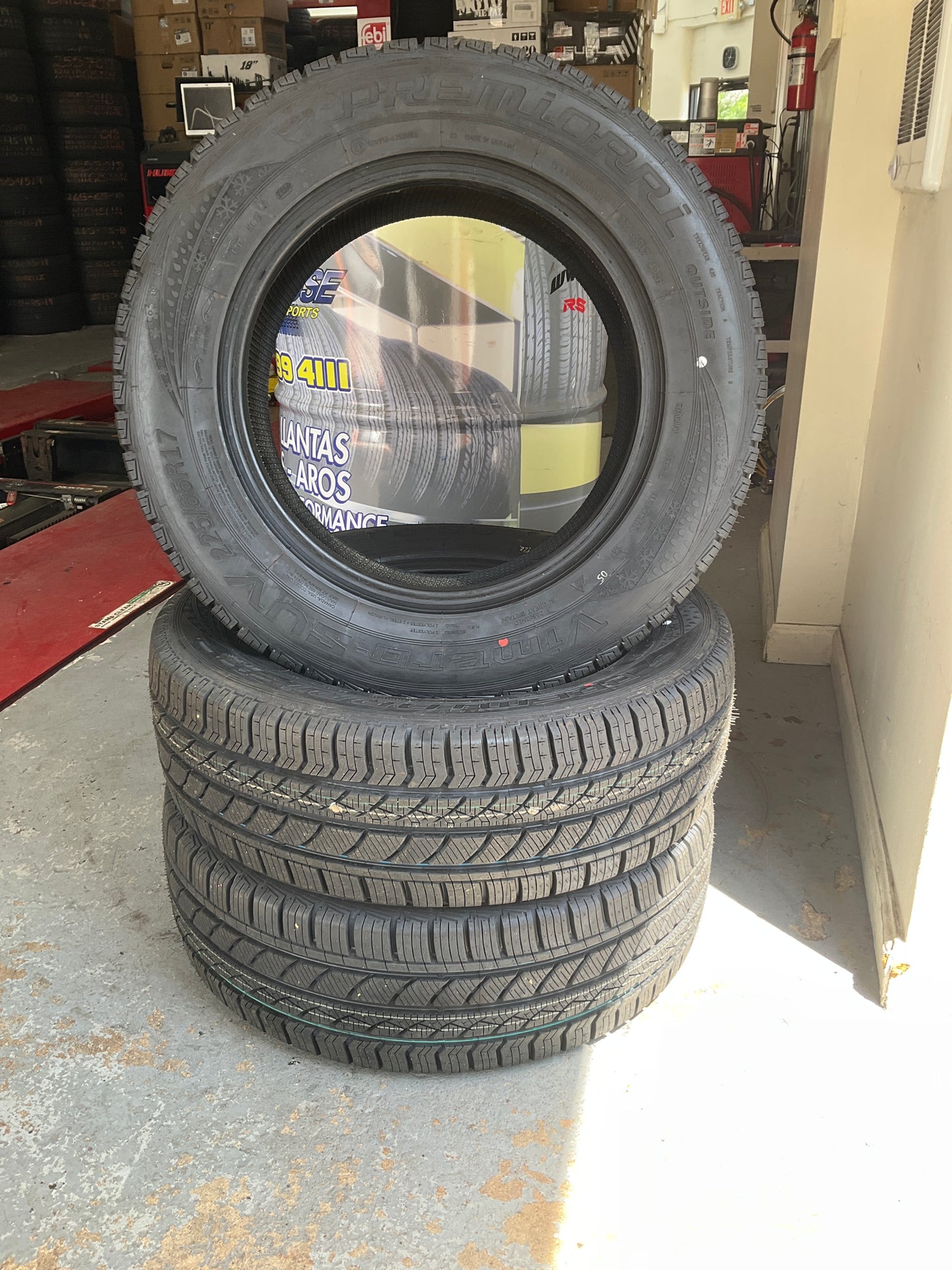 Premiorri Vimero-Suv 225/65R17 102H Light Truck Tire